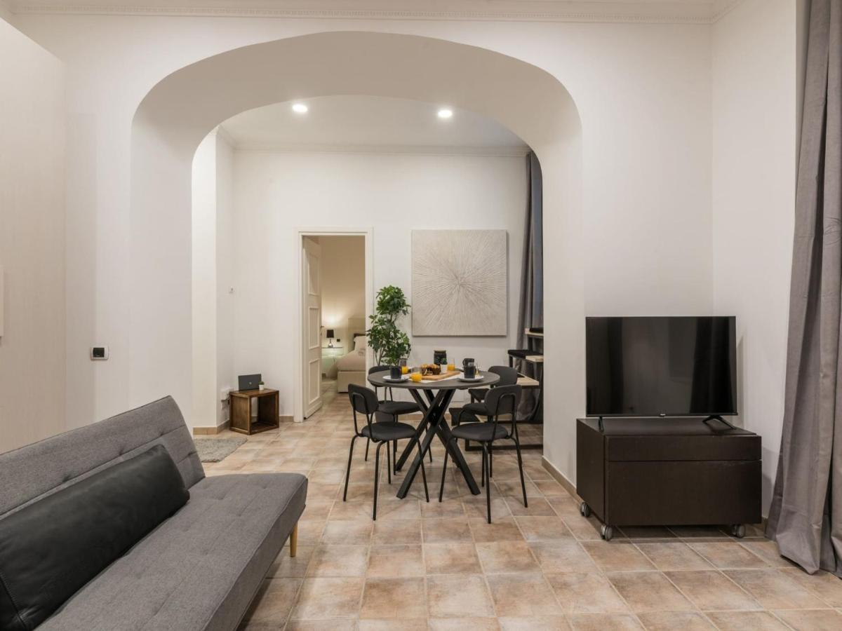 The Best Rent - Gorgeous One-Bedroom Apartment Near Piazza Di Spagna ローマ エクステリア 写真